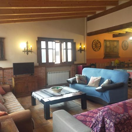 Gasthaus La Casa Del Abuelo Simon Fuente el Sauz Exterior foto