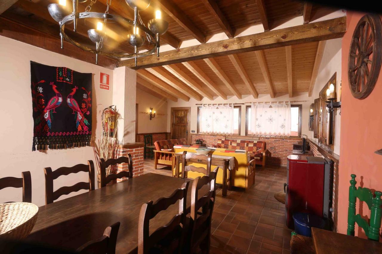 Gasthaus La Casa Del Abuelo Simon Fuente el Sauz Exterior foto